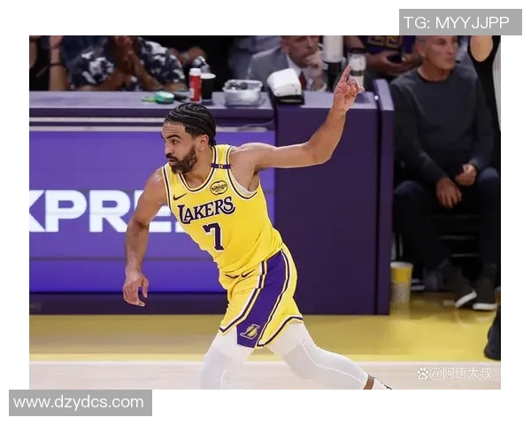 今日NBA湖人对决骑士精彩赛事回顾与分析