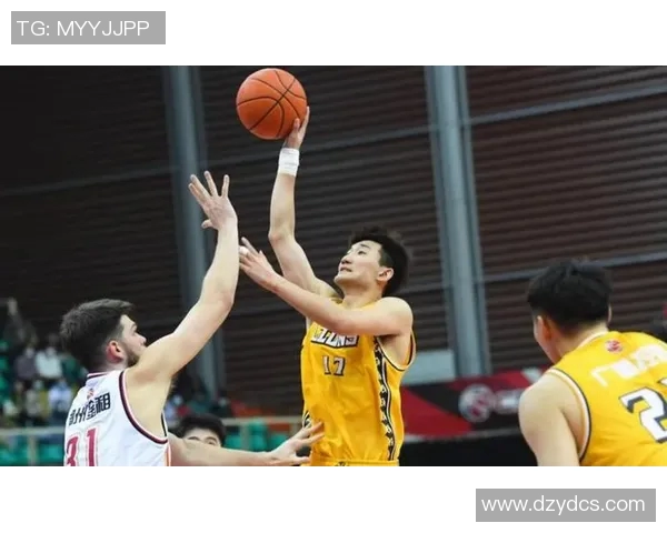 孙铭徽：从青年才俊到篮球巨星的成长之路与未来展望