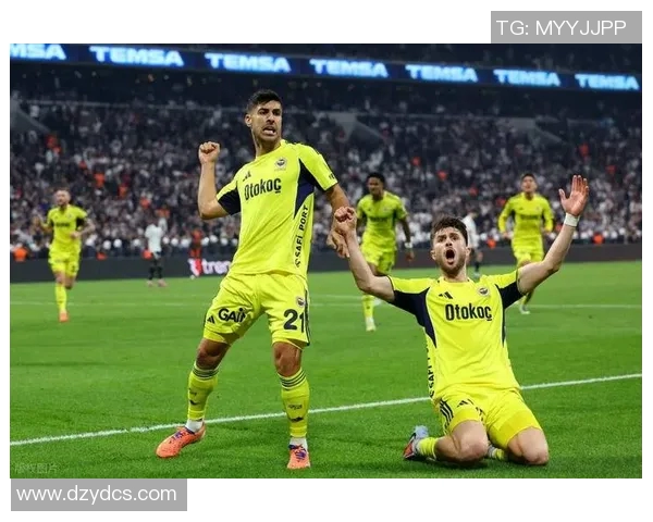 拜仁与红牛鏖战90分钟终场平局双方均未能破门得分