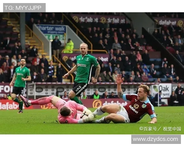 林肯城与伊普斯维奇的激烈对决揭示英冠联赛新格局