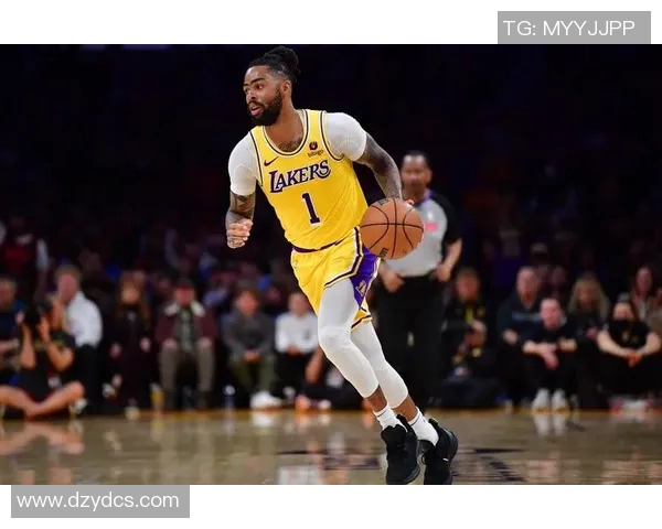 洛杉矶湖人与圣安东尼奥马刺的激烈对决引发球迷热议