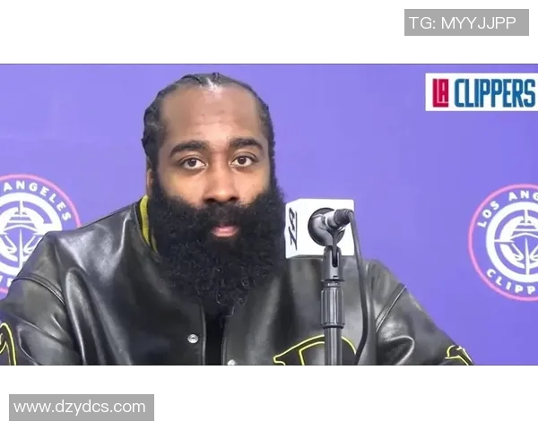 马努与哈登假摔之争引发的篮球文化与裁判判罚的深思 马努与哈登假摔之争引发的篮球文化与裁判判罚的深思