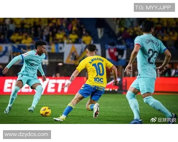 尤文图斯与巴萨激战黄牌频出球员表现引发热议