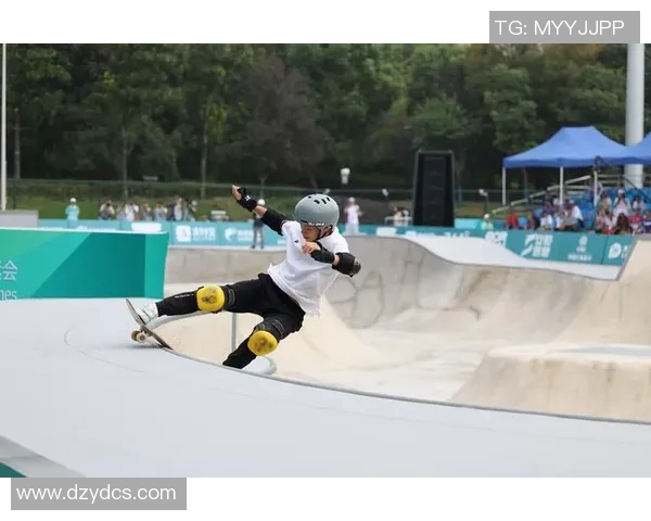 上海滑板队在世界街舞大赛中以83分稳居积分榜首位